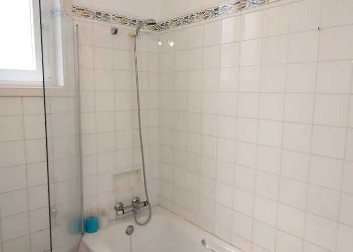 Tatil Evi Carolina M In Front Of Metro Porto