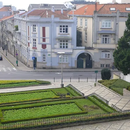 Carolina M In Front Of Metro *