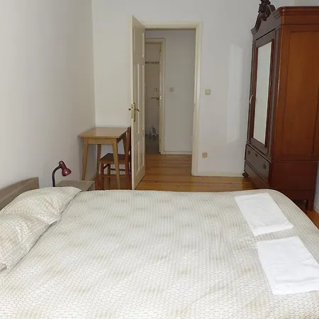 Carolina M In Front Of Metro *