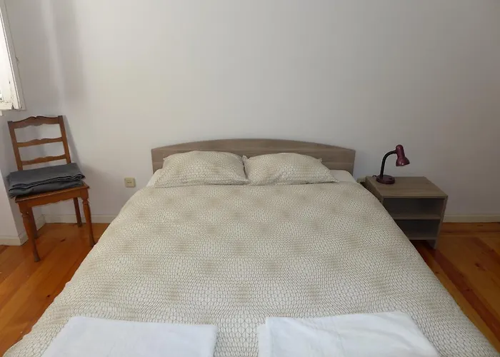 Дом отдыха Carolina M In Front Of Metro *